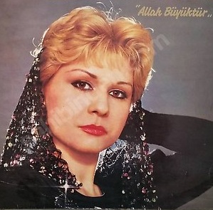 gülcan karaböcek.jpg